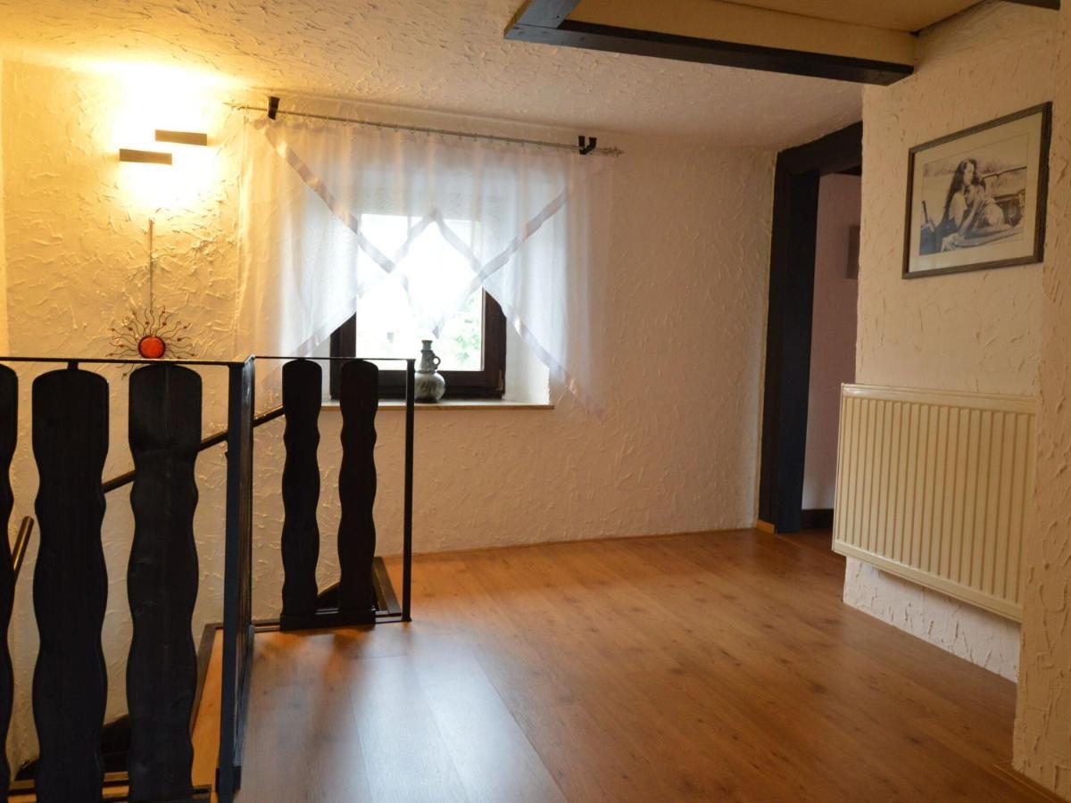 Apartment With Garden In A Wooded Setting Auw bei Prum Bagian luar foto